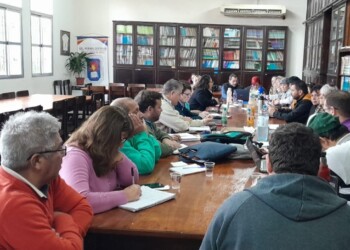 Mesa de Docentes en Lucha continuará el diálogo en agosto