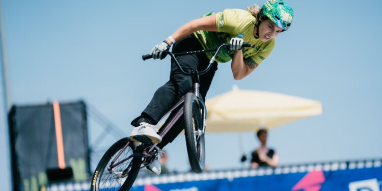 POR LOS AIRES. Analía, a pura competencia en Bruselas, el último finde.