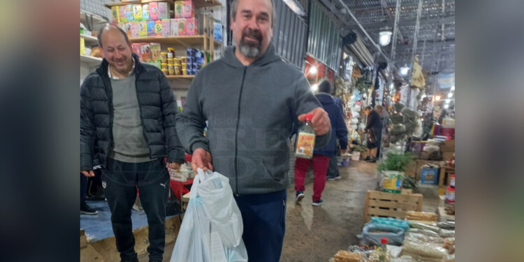 SE VIENE. La gente comenzó a prepararse para el 1º de agosto cuando, en ayunas, hay que cumplir con el ritual de los tres traguitos.