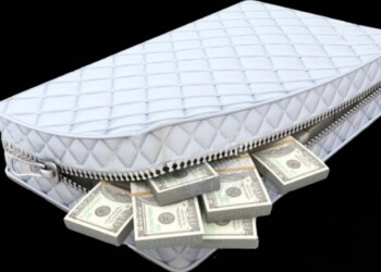 Caputo detalló su plan al FMI: ¿puede fallar si no salen los dólares debajo del colchón?