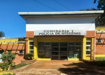 En pleno día y a punta de pistola asaltaron a funcionaria eldoradense