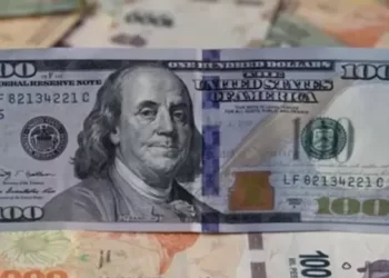 Dólar blue, sin techo: alcanzó los $1.500 este viernes y amenaza a las reservas