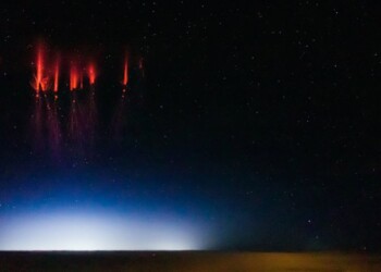 La NASA busca voluntarios de todo el mundo para fotografiar “duendes rojos”: cómo inscribirse