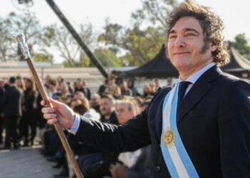 Milei viaja a Tucumán para firmar el Pacto de Mayo con gobernadores: quiénes asistirán