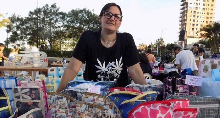 Emprendedora Gretel Rodríguez. Instagram @grettabags2024