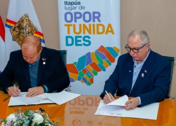 Passalacqua firmó convenio de colaboración para avanzar en el proyecto del puente Candelaria-Campichuelo