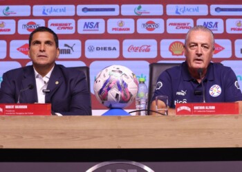 “Quiero que ponerse la camiseta de Paraguay cueste”, dijo Alfaro en su presentación como DT