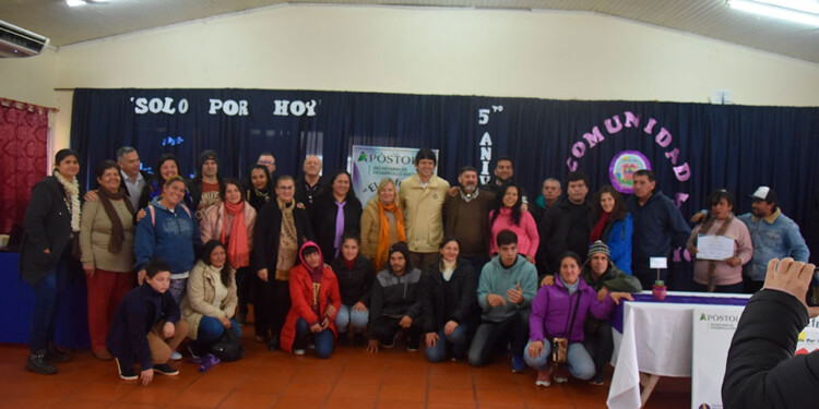EL REFUGIO. Familiares, amigos y autoridades durante la celebración.