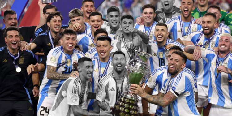 AUSENCIAS. A poco más de un mes de ganar al Copa América, Lionel Scaloni dio la lista para el inicio de la Eliminatorias de septiembre.