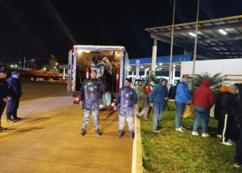 Expulsaron de Misiones a los 23 paraguayos imputados por asociación ilícita y estafa