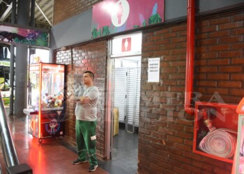 Terminal de Posadas: desalojaron a las personas que limpiaban los baños y la Municipalidad ya tomó el control total