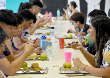 Abrieron las inscripciones para el servicio de cena en el comedor de la UNaM