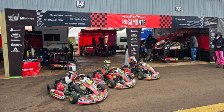 PREPARADOS. Los karts del Rosamonte Racing Team, listos para acelerar.