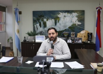 En noviembre o en las legislativas de 2025, Alem tendrá una consulta popular