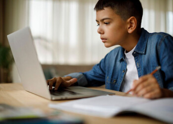 El inminente desafío de integrar la IA en las aulas: ¿Quiénes deben asumir la responsabilidad?