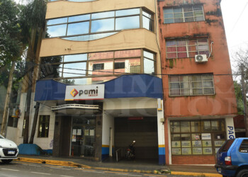 La motosierra de Ninfa: alertan por despidos y quita de prestaciones en el PAMI Misiones