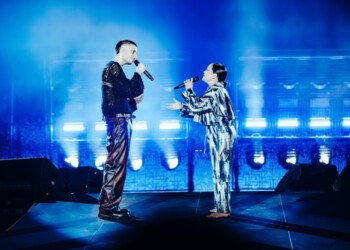 Wos presentó el video “La Niebla” en vivo junto a Natalia Lafourcade