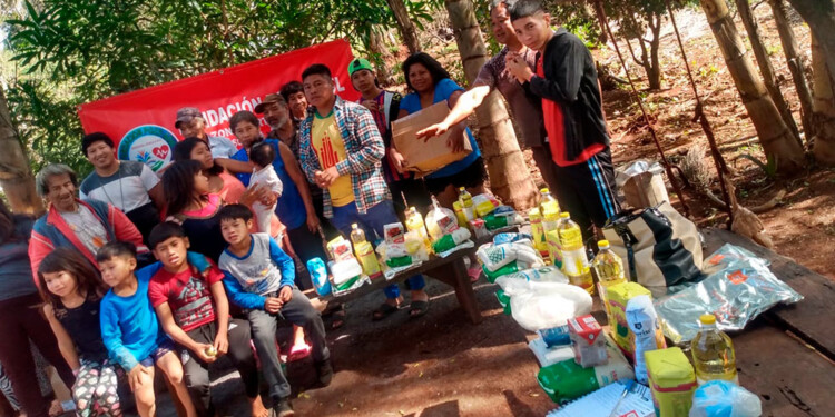 El Banco de Alimentos de Posadas se dedica a rescatar comida a punto de ser desperdiciada, transformándola en una fuente de sustento para familias en situación de vulnerabilidad, gracias al apoyo de empresas locales y una red de voluntarios comprometidos.