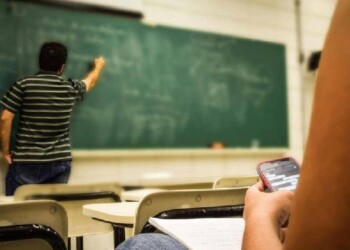“El celular es una herramienta más de aprendizaje en el aula”