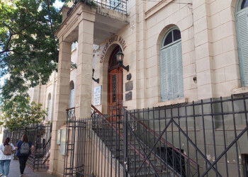 Compañeros de Tomás pasaron la mañana en la sala de profesores