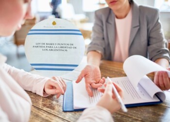 Análisis de la nueva Ley de Contrato de Trabajo y sus implicaciones