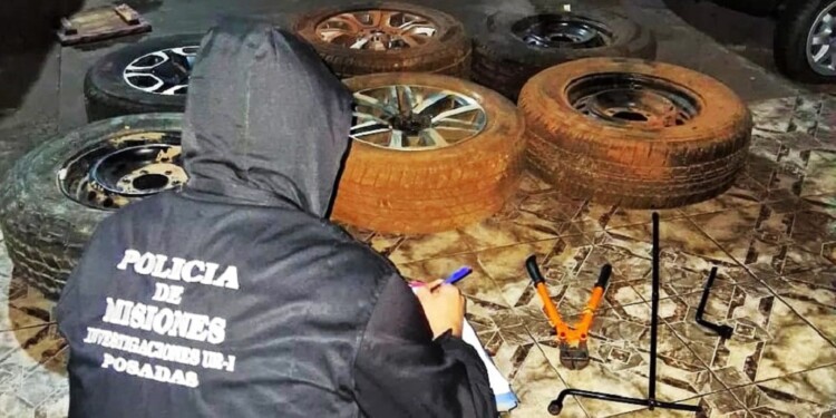 FLAGELO. Si bien no hay estadísticas, los robos de neumáticos aumentaron.