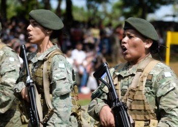 Fuerzas Armadas tendrán un nuevo aumento de sueldo: cómo quedaron los salarios