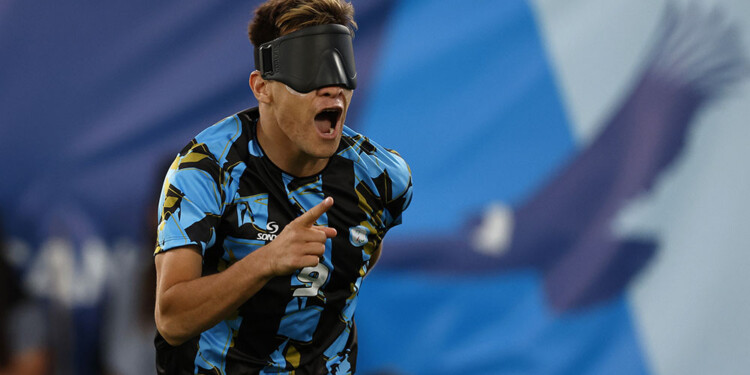 GRITO DE GOL. Ríos fue figura de Los Murciélagos, que ganaron el bronce en los Parapanamericanos Santiago 2023.