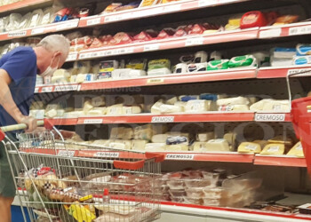 Por bajas ventas advierten que la industria láctea “reelabora” insumos de baja calidad