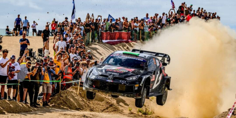 PURA ADRENALINA. El público vibra en cada presentación del Rally Mundial.
