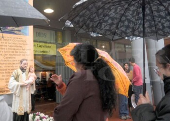 Día de San Cayetano en Posadas: masiva convocatoria de fieles a pesar del mal tiempo