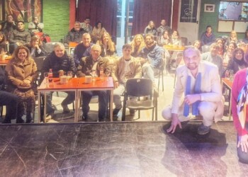 La obra de teatro “…y Dios fue a terapia” realizará una función a beneficio en Oberá