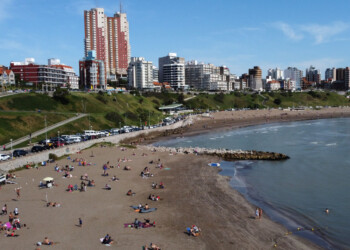 Cuánto cuesta ir de vacaciones a Mar del Plata en el verano 2025