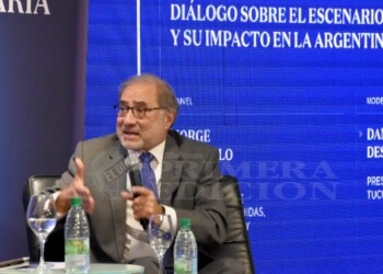 “Voy a usar una frase muy actual: a la política exterior no la veo”