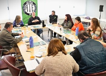 ATE declaró el estado de asamblea permanente y movilización en toda la administración pública del país