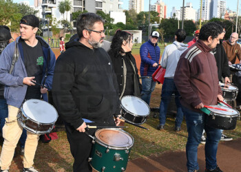 “La Banda de los Abuelos” de la Industrial se prepara para las noches de estudiantina