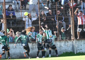 El campeón arrancó a paso firme en el ascenso posadeño