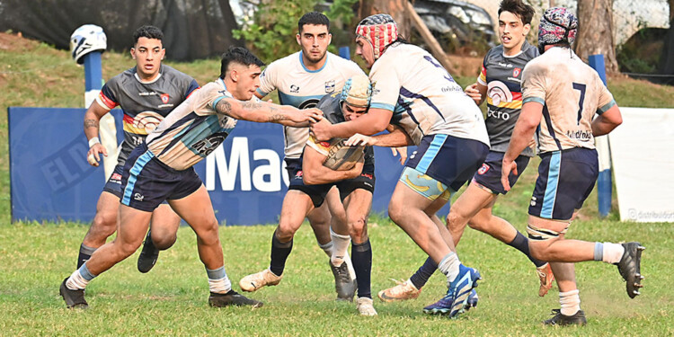 TRABADO. CAPRI y Sixty protagonizaron un partido muy cerrado ayer. Al equipo de Villa Cabello le faltó generar juego. (Foto de archivo)