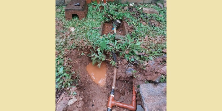 LAMENTABLE. Las conexiones clandestinas de agua son cada vez más.