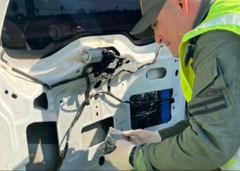 Detuvieron a una pareja de Misiones con más de 60 celulares valuados en 13 millones de pesos