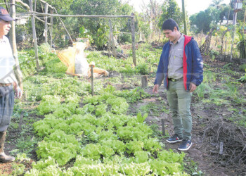 Padre e hijo apuestan a la agroecología