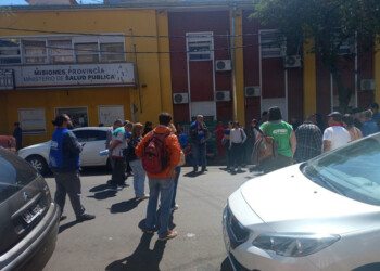 Trabajadores de Salud iniciaron hoy un paro de 72 horas