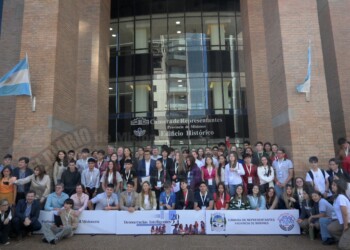 El Parlamento Estudiantil a pleno con el foco en las “Democracias Inteligentes”