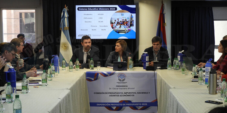 CRECER. A pesar del contexto de ajuste en el Estado, señalan que lograron mantener a los alumnos en las aulas.