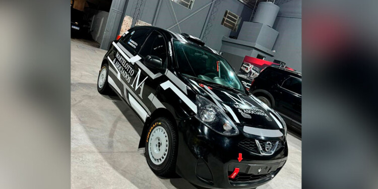 A CORRER. El Nissan March está listo para participar en la fecha de rally.