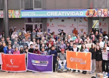 Partieron los campeones provinciales al Nacional de Robótica