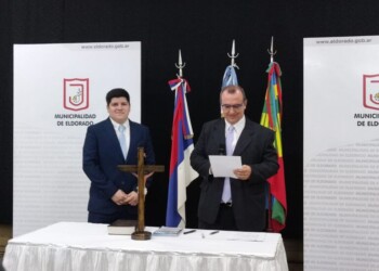 Durán rechazó la renuncia a Alarcón, denunciado por violencia familiar