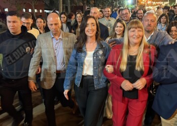 Victoria Villarruel llegó a Oberá en visita privada a Misiones