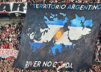 Diana Mondino criticó a Chiqui Tapia por avalar la prohibición de banderas de las Islas Malvinas en estadios