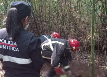 Asesinaron a una joven en Jardín América, su cuerpo fue hallado enterrado y desnudo